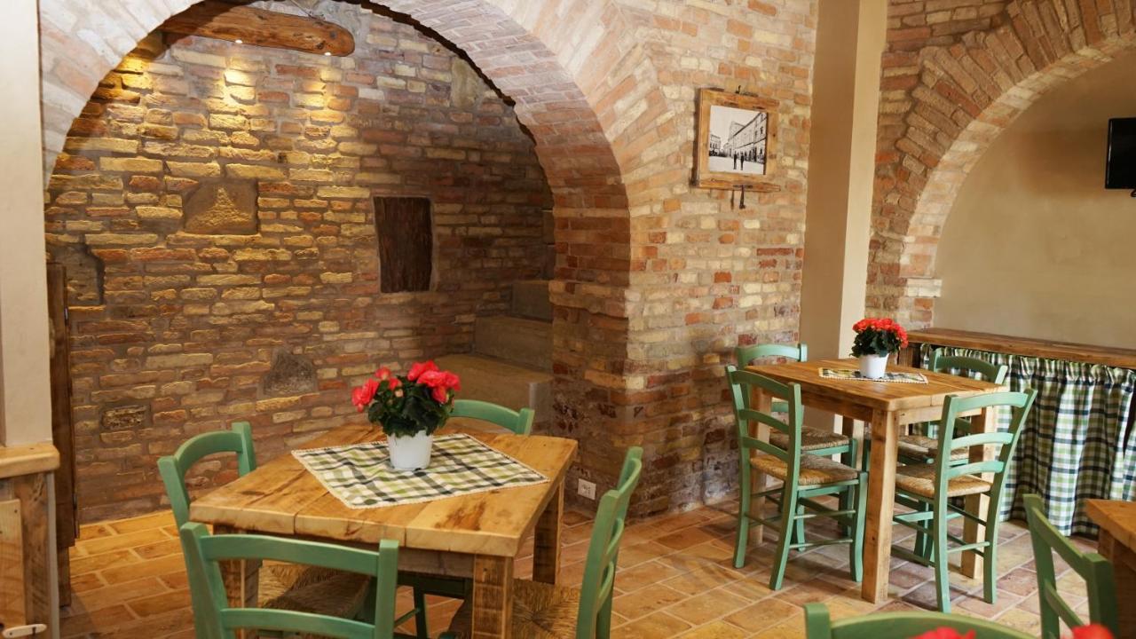 Il Castello Affittacamere Montecosaro  Exterior foto